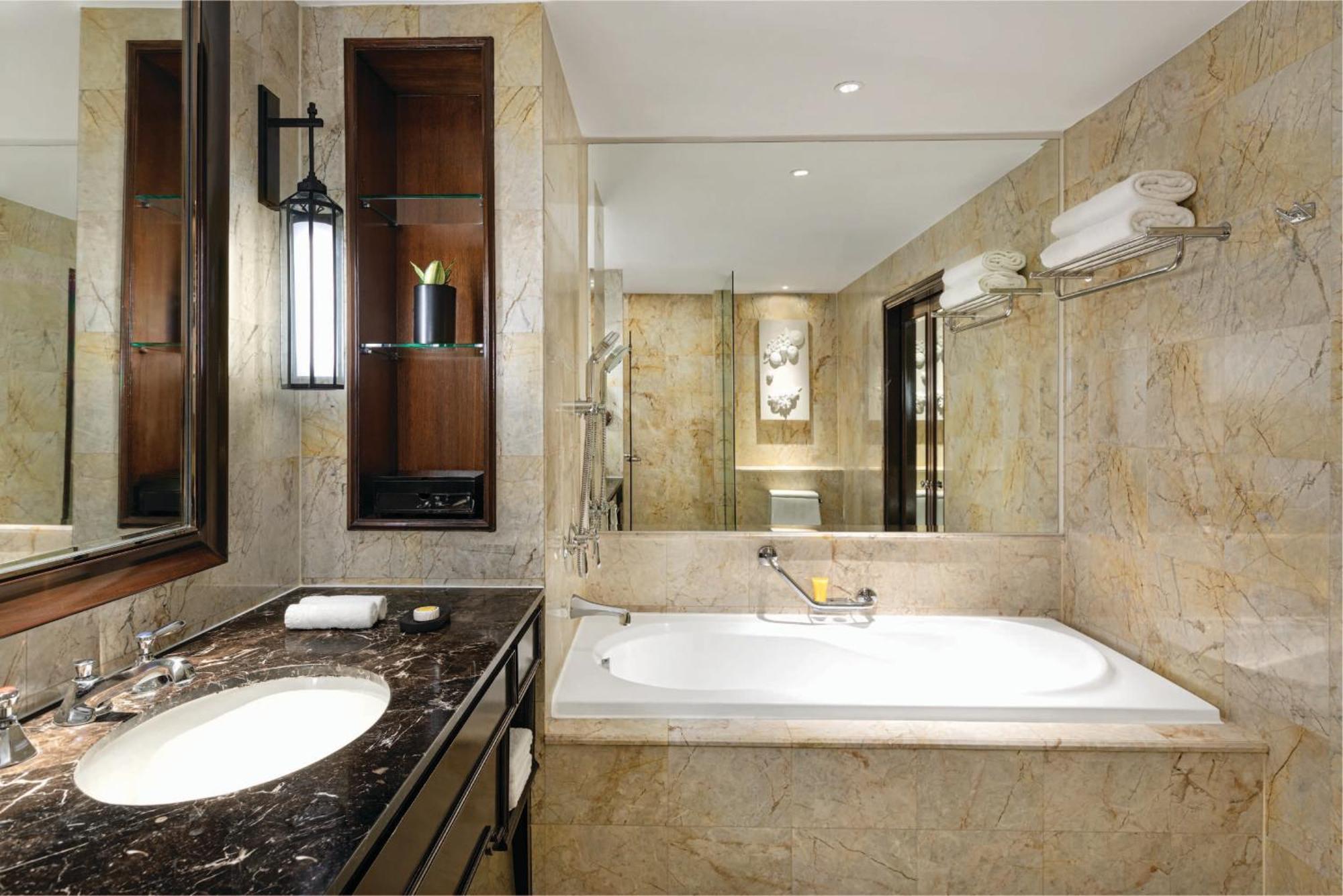 Hotel The Athenee Hotel, A Luxury Collection Hotel, 5*